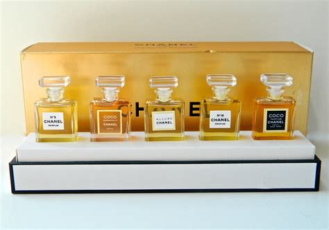 chanel parfums set|Chanel perfume collection set.